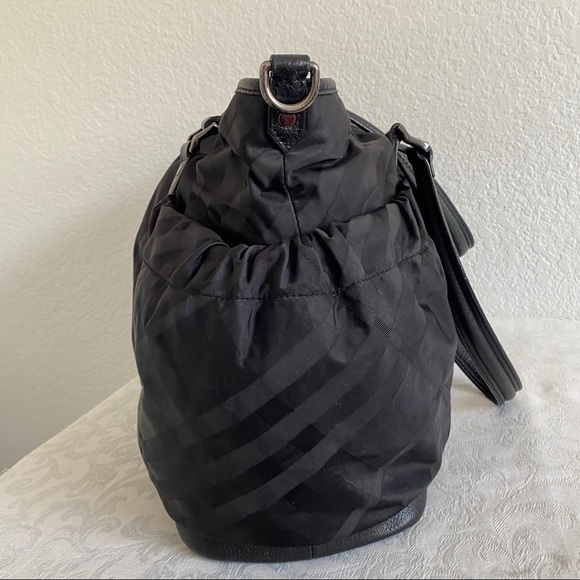 Burberry check multi purpose large nylon bag - Picture 5 of 14